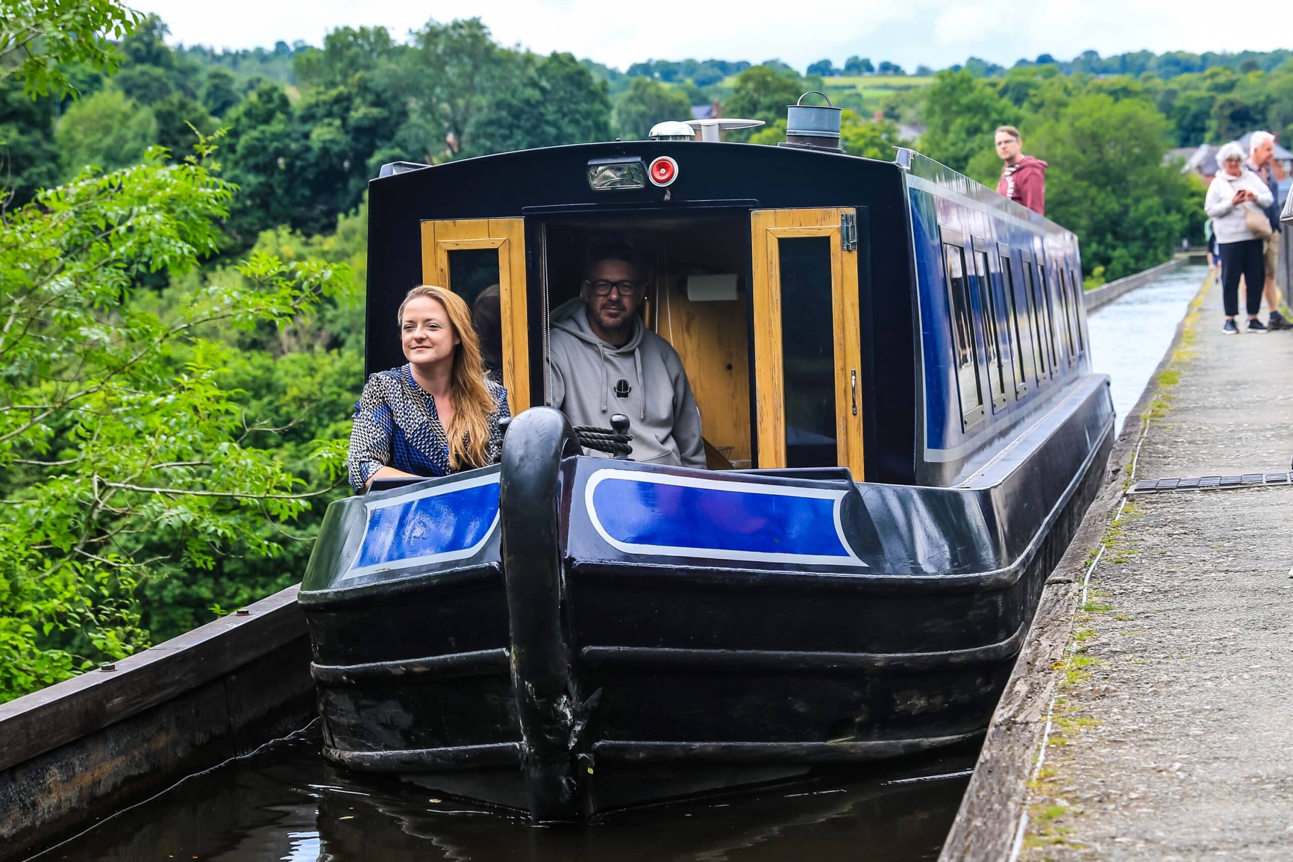 Top 6 canal boat holidays for beginners