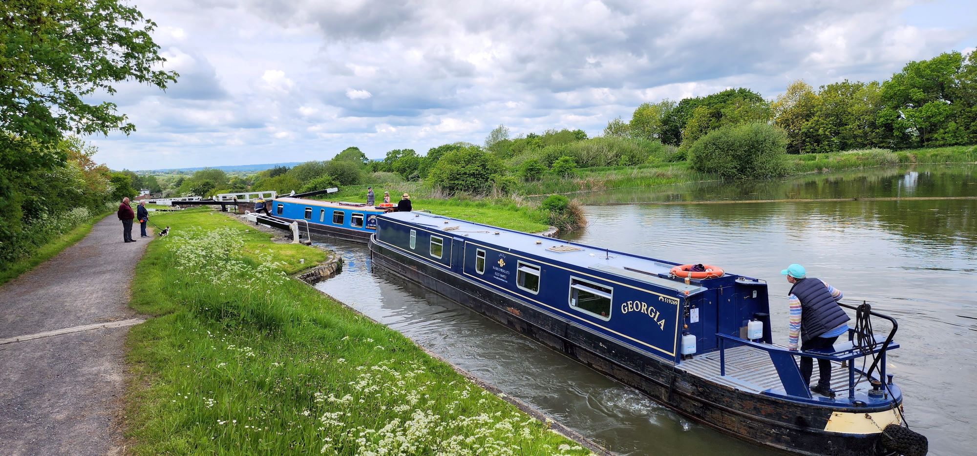 Canal boat hire on the Kennet & Avon Canal